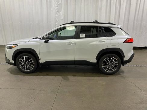 New 2026 Toyota Corolla Cross XLE w/ Convenience Package image 6