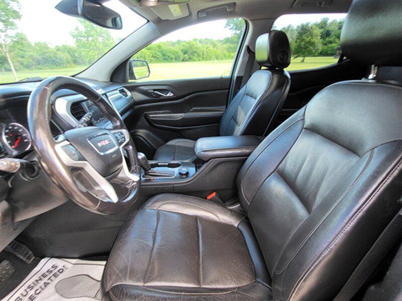 Used 2018 GMC Acadia SLT AWD/4WD image 19