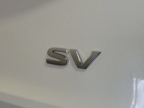 Used 2023 Nissan Rogue SV w/ SV Premium B Package FWD image 7