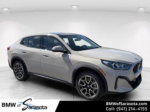 New 2026 BMW X2 xDrive28i w/ Technology Package AWD/4WD image 1