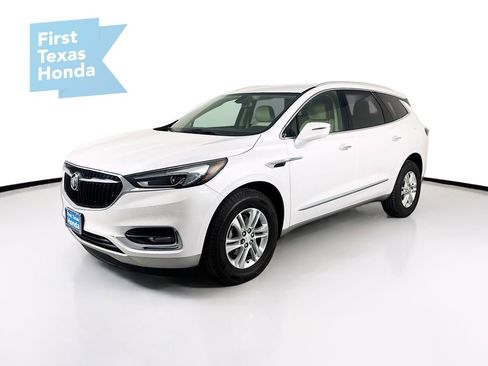 Used 2018 Buick Enclave Essence w/ Trailering Package image 3