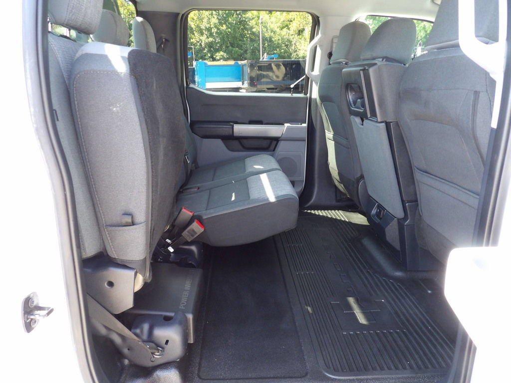 Used 2025 Ford F550 4x4 Crew Cab image 39