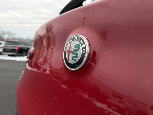 Used 2018 Alfa Romeo Stelvio Sport w/ Quick Order Package 22J Sport image 32