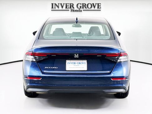 Used 2023 Honda Accord EX image 6
