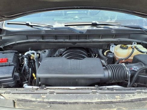 Used 2022 Chevrolet Tahoe RST w/ Sport Performance Package image 9