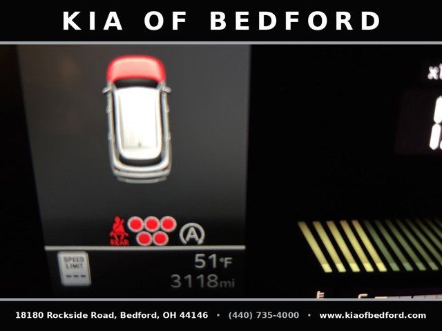 Used 2025 Kia Sorento LX FWD image 31