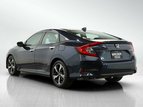 Used 2016 Honda Civic Touring image 3