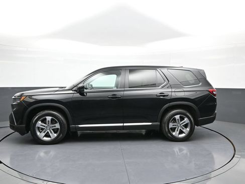 Certified 2023 Honda Pilot EX-L image 9