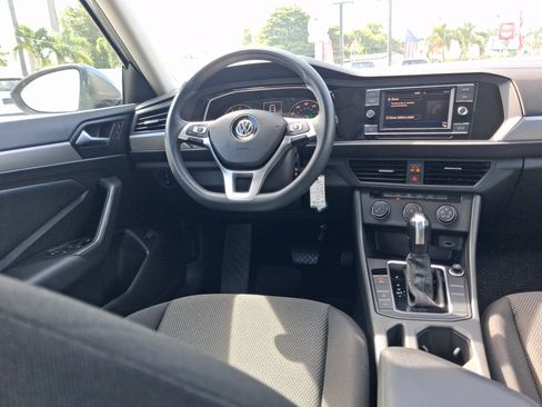 Used 2019 Volkswagen Jetta S FWD image 23