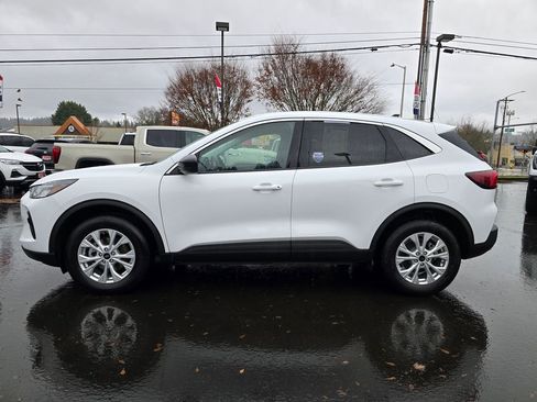 Used 2024 Ford Escape Active image 6