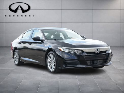 Used 2018 Honda Accord LX image 3