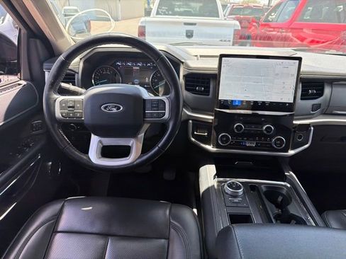 Used 2024 Ford Expedition Max XLT RWD image 11