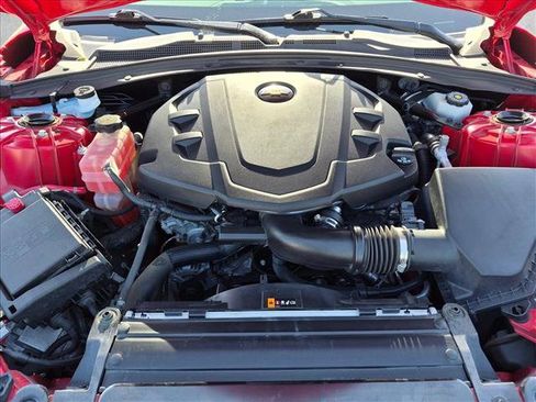 Used 2017 Chevrolet Camaro LT RWD image 20