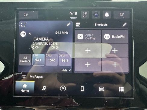 Certified 2024 Jeep Grand Cherokee Laredo X w/ Trailer Tow Package AWD/4WD image 18