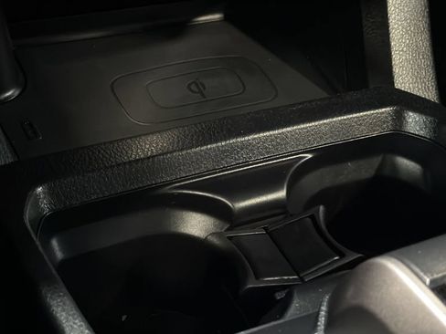 Used 2020 Toyota Tacoma Limited AWD/4WD image 31