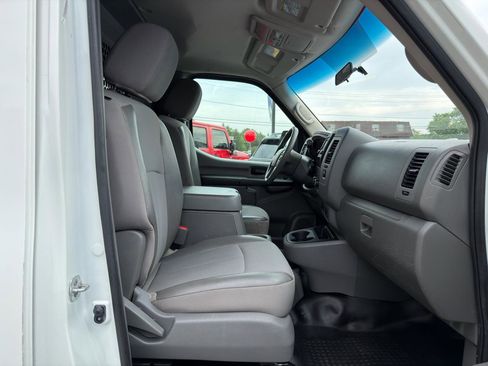 Used 2020 Nissan NV 2500 SV w/ Navigation Package RWD image 10