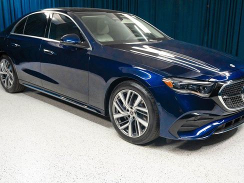 New 2026 Mercedes-Benz E 350 Sedan image 3