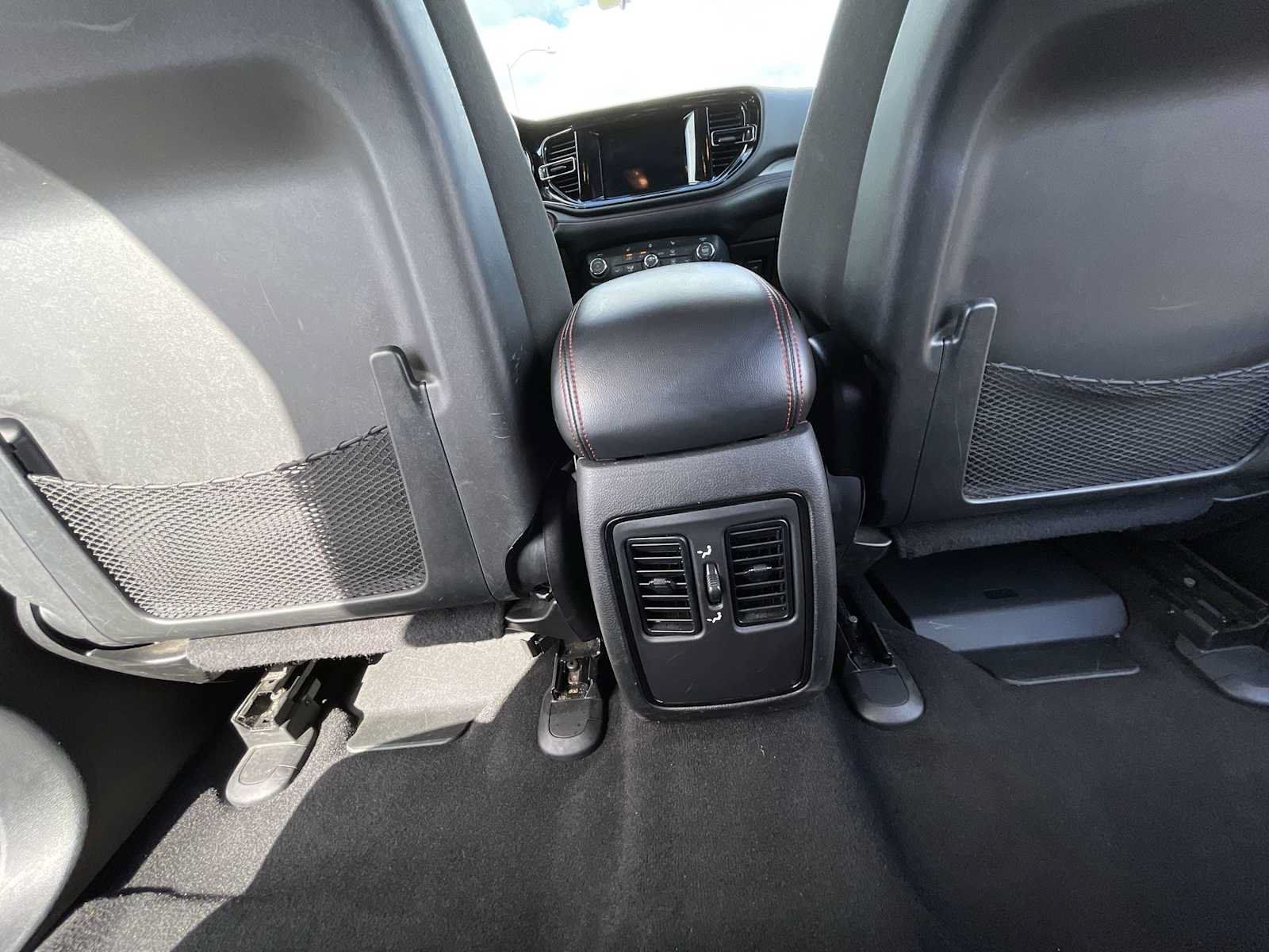 Used 2023 Dodge Durango GT AWD/4WD image 23