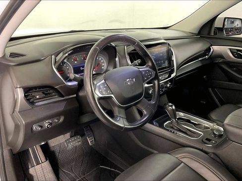 Used 2020 Chevrolet Traverse RS FWD image 16