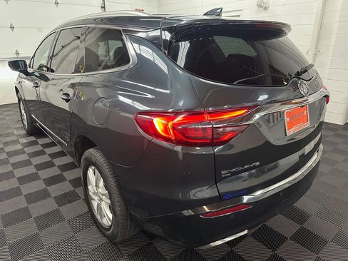 Used 2021 Buick Enclave Essence w/ Sound and Sites Package AWD/4WD image 7