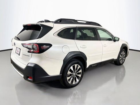 Used 2024 Subaru Outback Limited AWD/4WD image 13