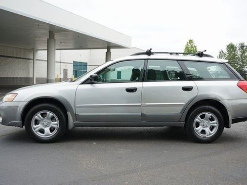 Used 2007 Subaru Outback 2.5i image 7