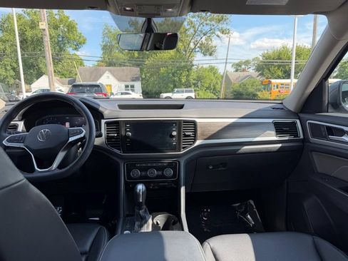 Used 2023 Volkswagen Atlas SE AWD/4WD image 22