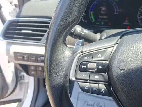 Used 2020 Honda Accord Touring image 12