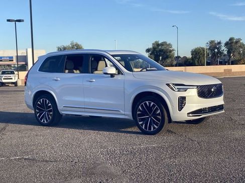 New 2026 Volvo XC90 B6 Plus w/ Protection Package Premier AWD/4WD image 4