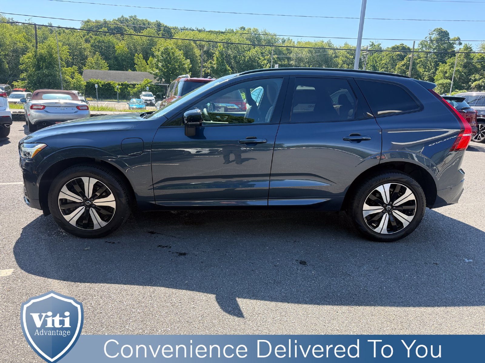 Used 2024 Volvo XC60 T8 Plus w/ Climate Package AWD/4WD image 5