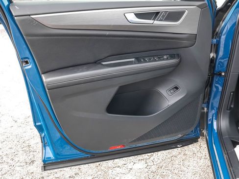 New 2026 Volkswagen Atlas Cross Sport SE image 33