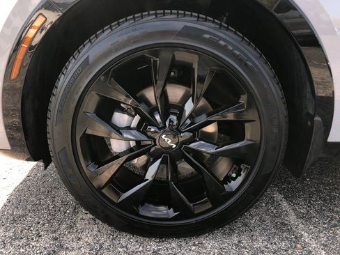 Used 2022 Kia Sorento SX image 9