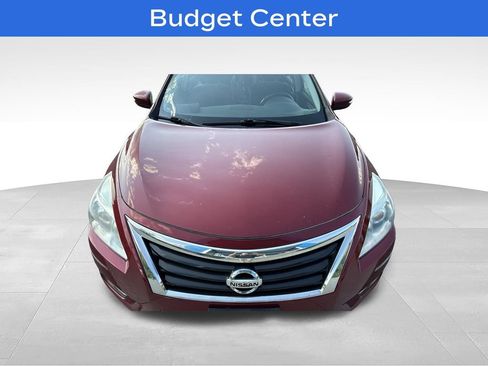 Used 2013 Nissan Altima 3.5 SV w/ Navigation Pkg FWD image 2
