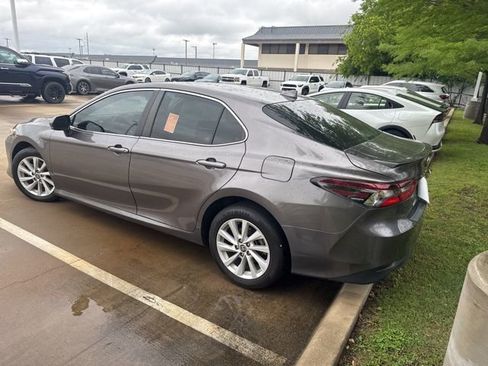 Used 2023 Toyota Camry LE AWD/4WD image 4