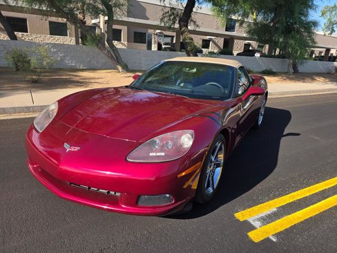 Used 2007 Chevrolet Corvette Convertible w/ Preferred Equipment Group RWD image 6