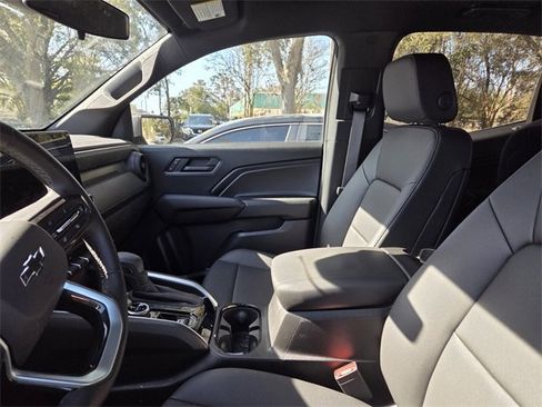 Certified 2025 Chevrolet Colorado Trail Boss image 6
