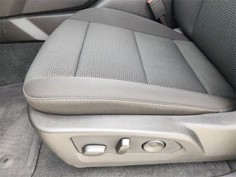 New 2025 Chevrolet Colorado LT w/ Advanced Trailering Package image 18