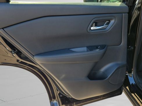 New 2026 Nissan Rogue SV w/ Cold Weather Package image 32