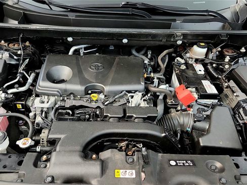 Certified 2020 Toyota RAV4 XLE Premium image 23