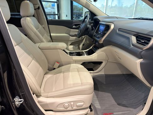 Used 2023 GMC Acadia Denali w/ Black Diamond Edition image 24