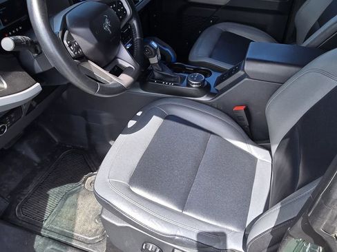 Used 2023 Ford Bronco Black Diamond image 17