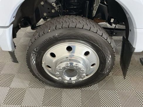 Certified 2024 Ford F450 Platinum w/ FX4 Off-Road Package AWD/4WD image 35