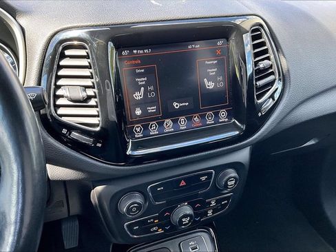 Used 2020 Jeep Compass Limited AWD/4WD image 10