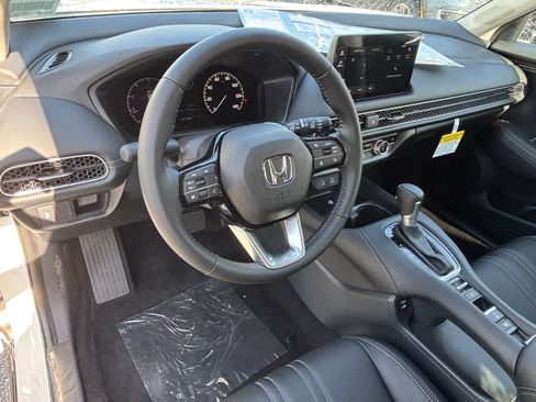 New 2027 Honda HR-V EX-L image 13