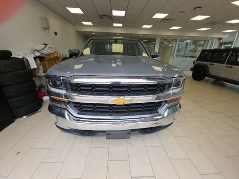 Used 2017 Chevrolet Silverado 1500 LT w/ Texas Edition AWD/4WD image 2
