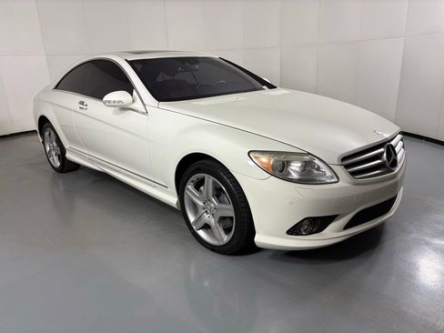 Used 2009 Mercedes-Benz CL 550 4MATIC image 2