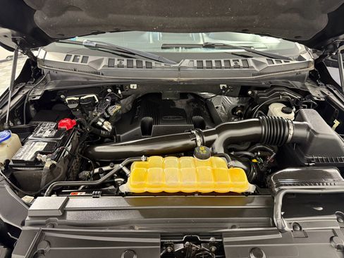 Used 2018 Ford F150 XLT w/ Equipment Group 302A Luxury image 26