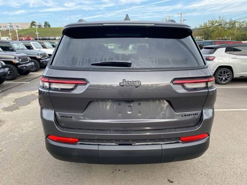 New 2025 Jeep Grand Cherokee L Limited w/ Black Appearance Package image 4