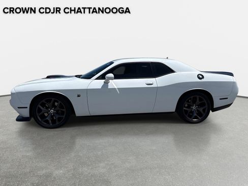 Certified 2018 Dodge Challenger R/T Scat Pack RWD image 7