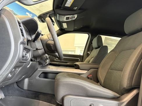 New 2026 RAM 1500 Big Horn AWD/4WD image 13